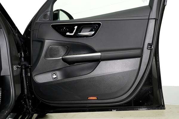 2025 Mercedes-Benz C-Class C200 Sport Edition W206