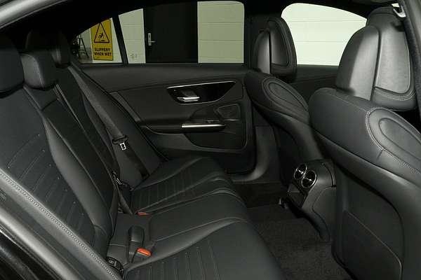 2025 Mercedes-Benz C-Class C200 Sport Edition W206