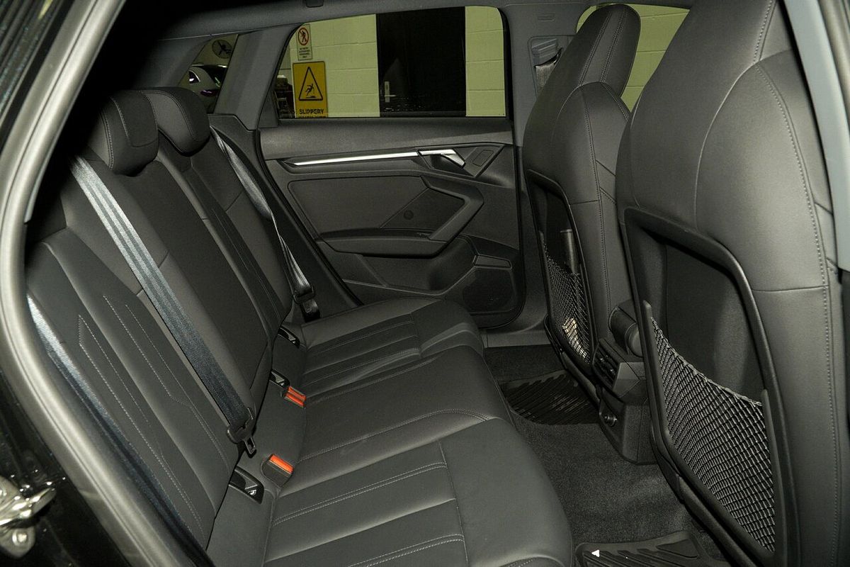 2023 Audi A3 40 TFSI S line GY