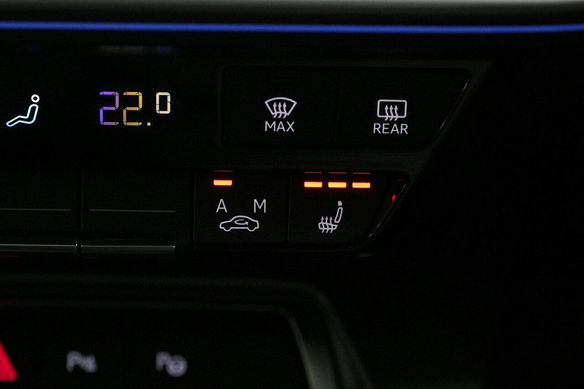 2023 Audi A3 40 TFSI S line GY