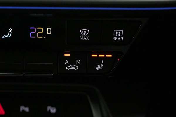 2023 Audi A3 40 TFSI S line GY