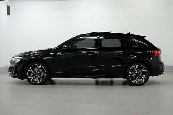 2023 Audi A3 40 TFSI S line GY