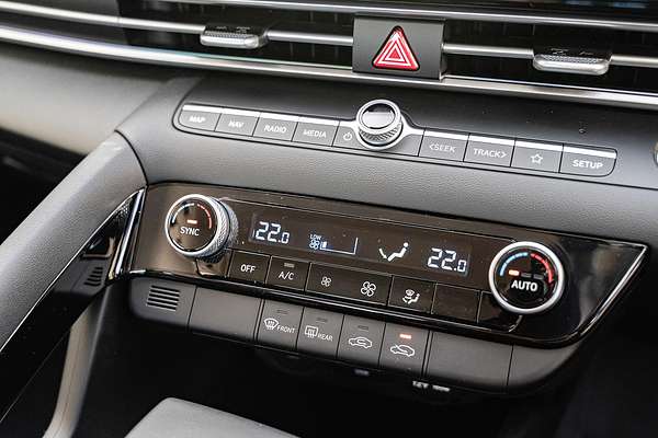 2025 Hyundai i30 Elite Hybrid CN7.V2
