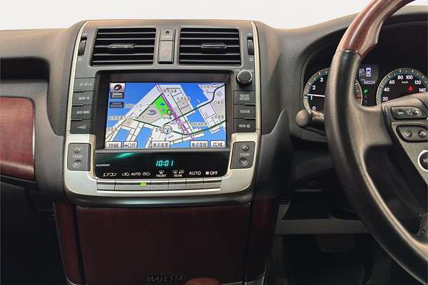 2010 Toyota Crown Majesta C Type URS206