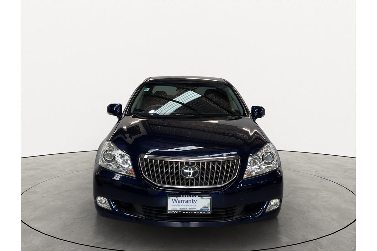 2010 Toyota Crown Majesta C Type URS206