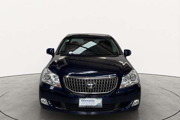 2010 Toyota Crown Majesta C Type URS206