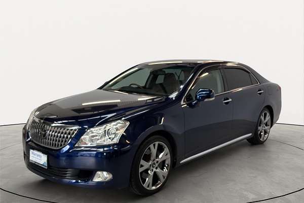2010 Toyota Crown Majesta C Type URS206