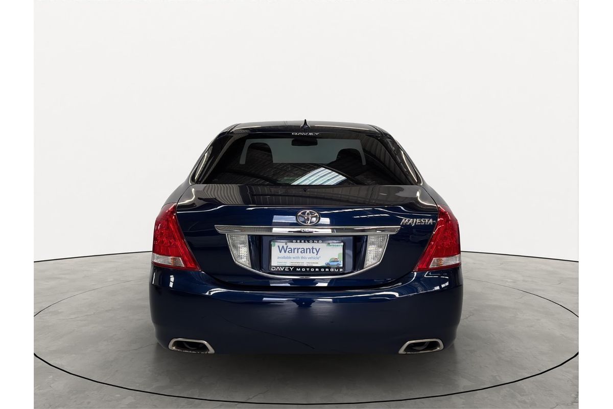 2010 Toyota Crown Majesta C Type URS206