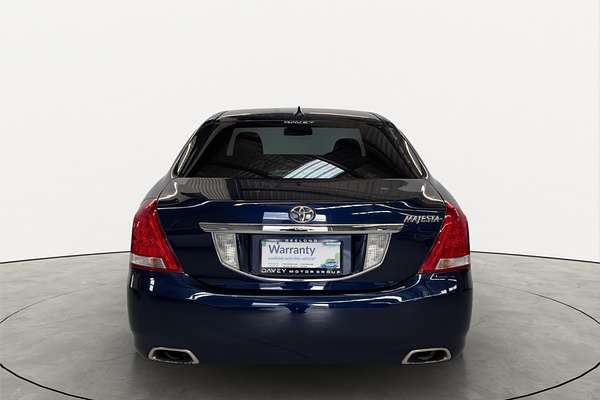 2010 Toyota Crown Majesta C Type URS206