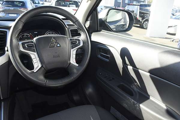 2023 Mitsubishi Triton GLX-R MR 4X4