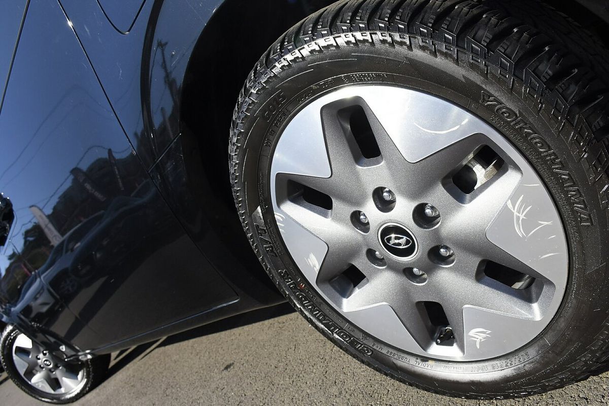 2021 Hyundai STARIA Highlander US4.V1