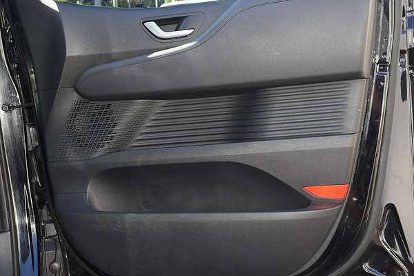 2021 Hyundai STARIA Highlander US4.V1