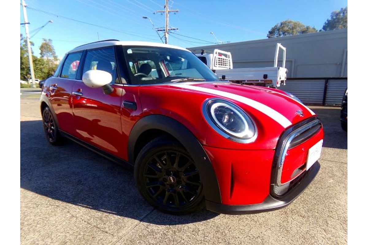 2021 MINI Hatch Cooper Classic F55 LCI-2