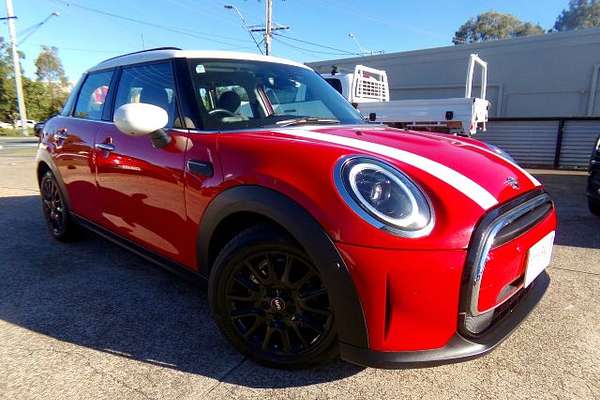2021 MINI Hatch Cooper Classic F55 LCI-2