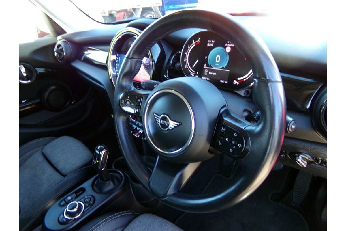2021 MINI Hatch Cooper Classic F55 LCI-2
