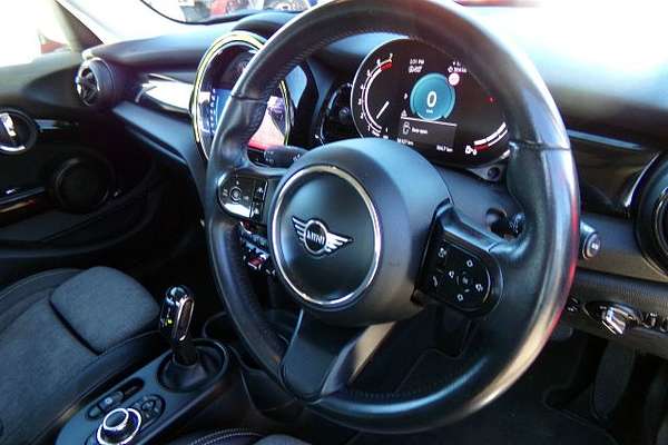 2021 MINI Hatch Cooper Classic F55 LCI-2