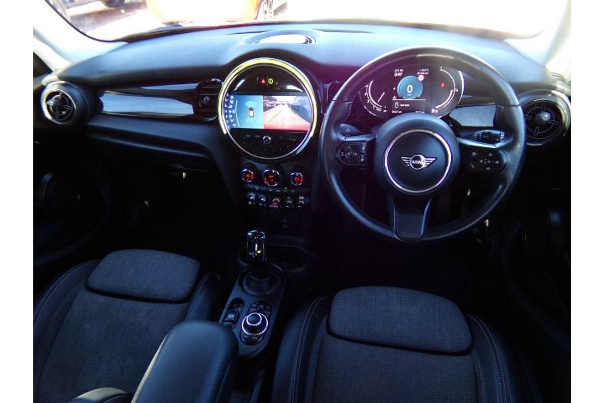 2021 MINI Hatch Cooper Classic F55 LCI-2