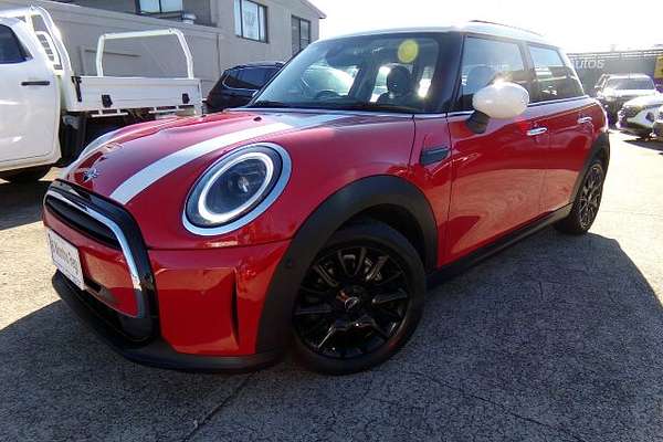 2021 MINI Hatch Cooper Classic F55 LCI-2