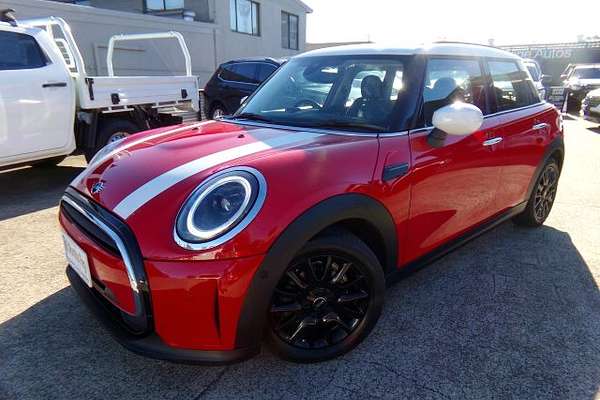 2021 MINI Hatch Cooper Classic F55 LCI-2