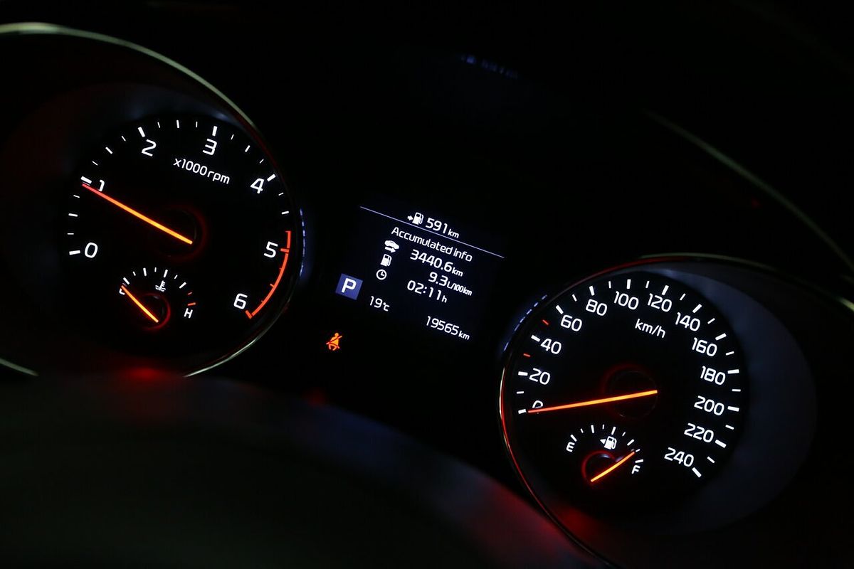 2019 Kia Carnival SLi YP