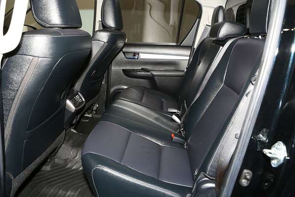 2020 Toyota Hilux SR5 GUN126R 4X4