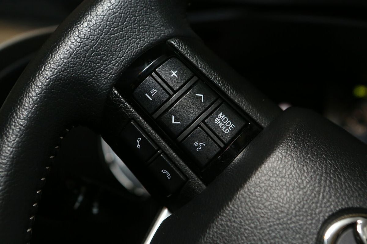 2020 Toyota Hilux SR5 GUN126R 4X4