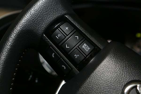 2020 Toyota Hilux SR5 GUN126R 4X4