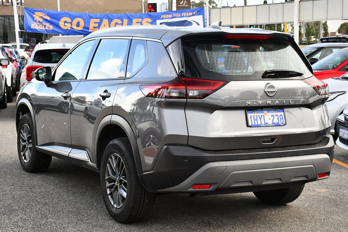 2024 Nissan X-TRAIL ST T33