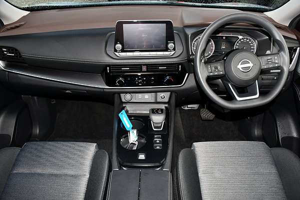 2024 Nissan X-TRAIL ST T33