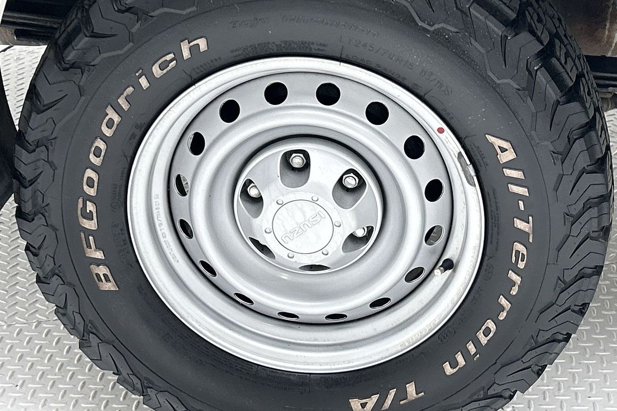 2019 Isuzu D-MAX SX 4X4