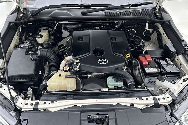 2023 Toyota Hilux SR5 GUN126R 4X4