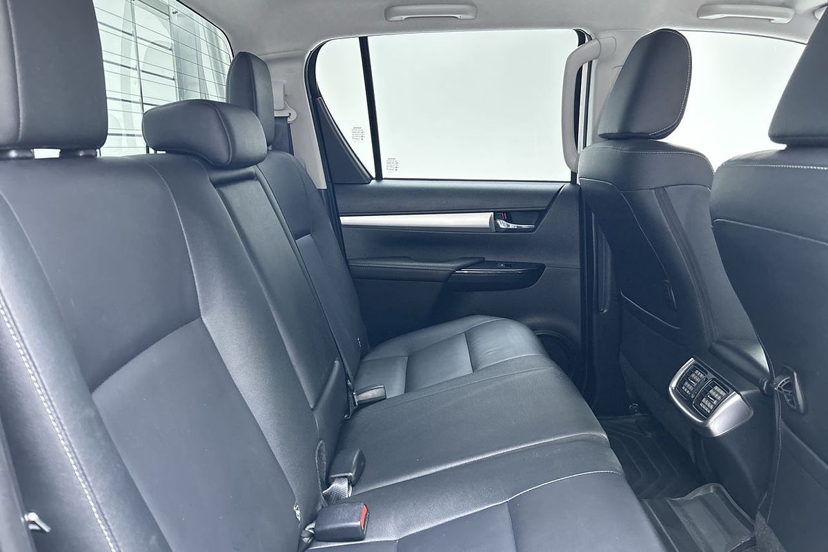 2023 Toyota Hilux SR5 GUN126R 4X4