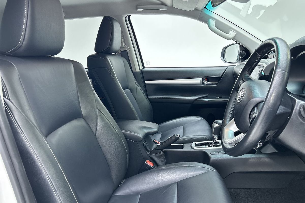 2023 Toyota Hilux SR5 GUN126R 4X4