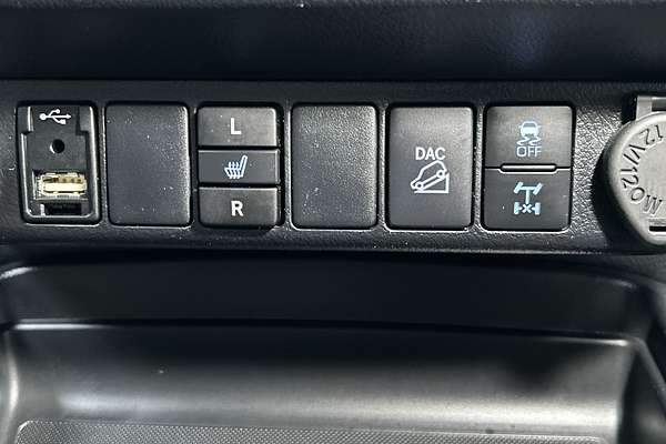 2023 Toyota Hilux SR5 GUN126R 4X4