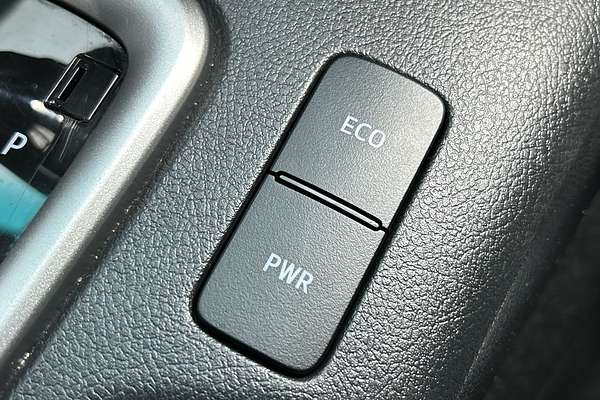 2023 Toyota Hilux SR5 GUN126R 4X4