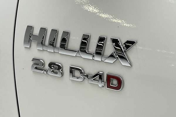 2023 Toyota Hilux SR5 GUN126R 4X4