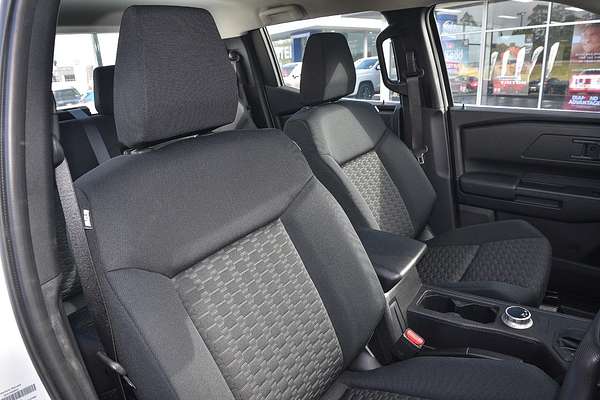 2024 Mitsubishi Triton GLX MV 4X4