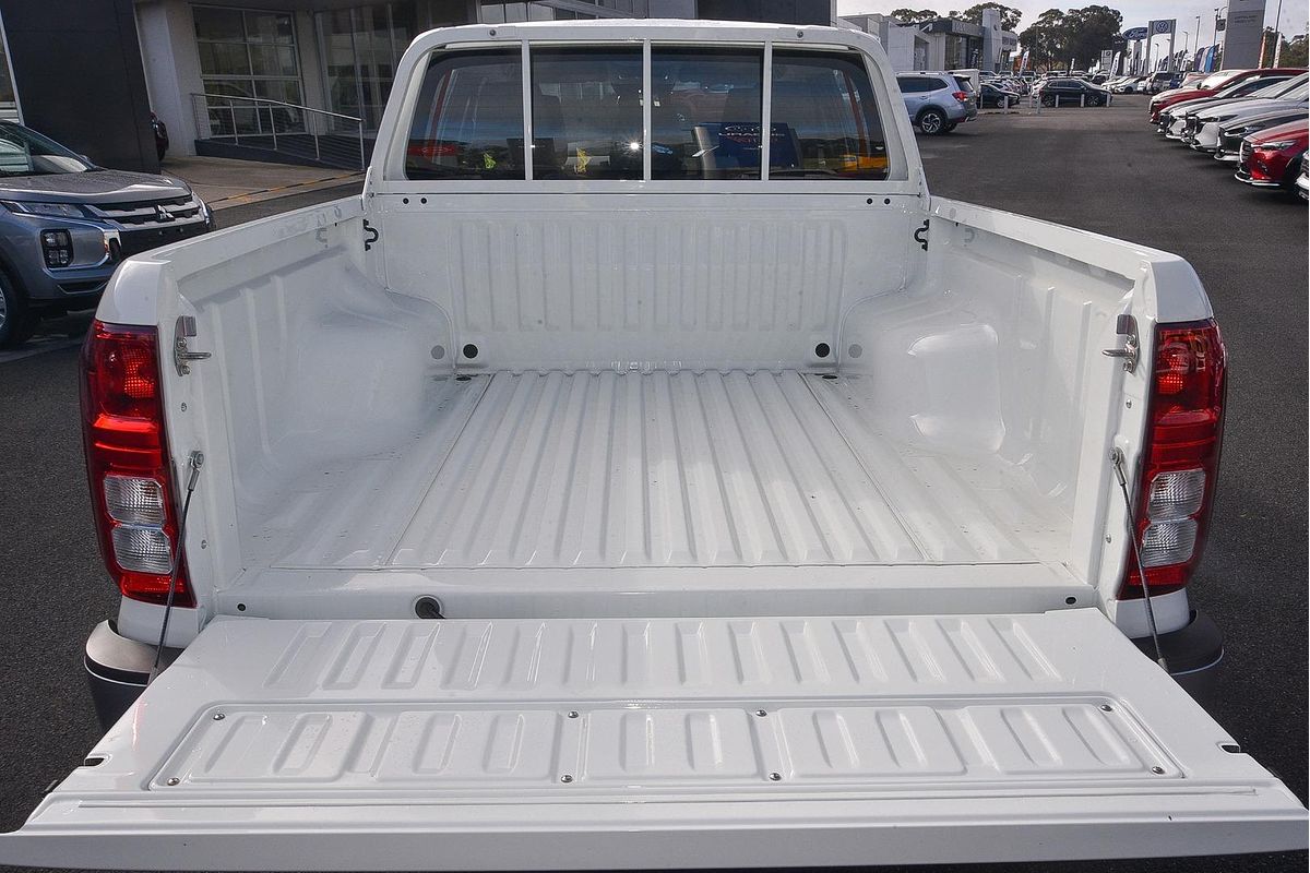 2024 Mitsubishi Triton GLX MV 4X4