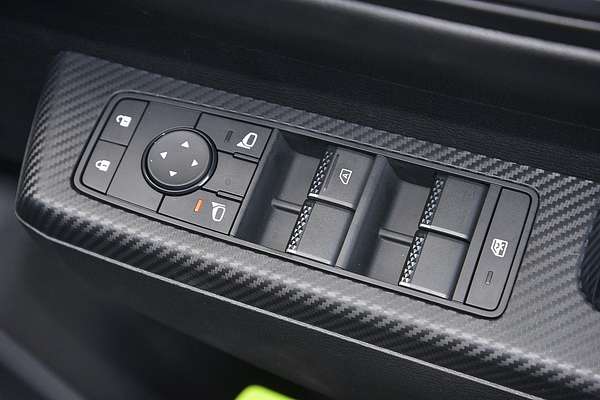 2024 Mitsubishi Triton GLX MV 4X4