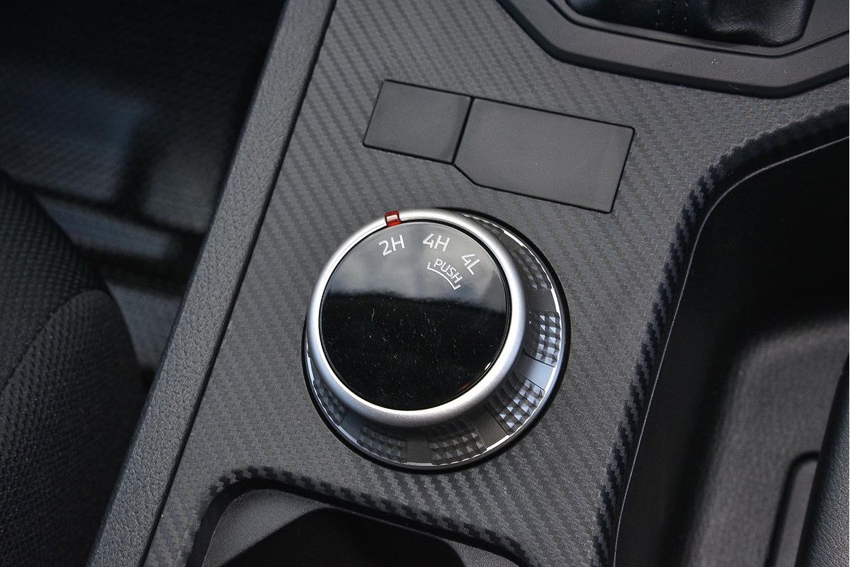 2024 Mitsubishi Triton GLX MV 4X4