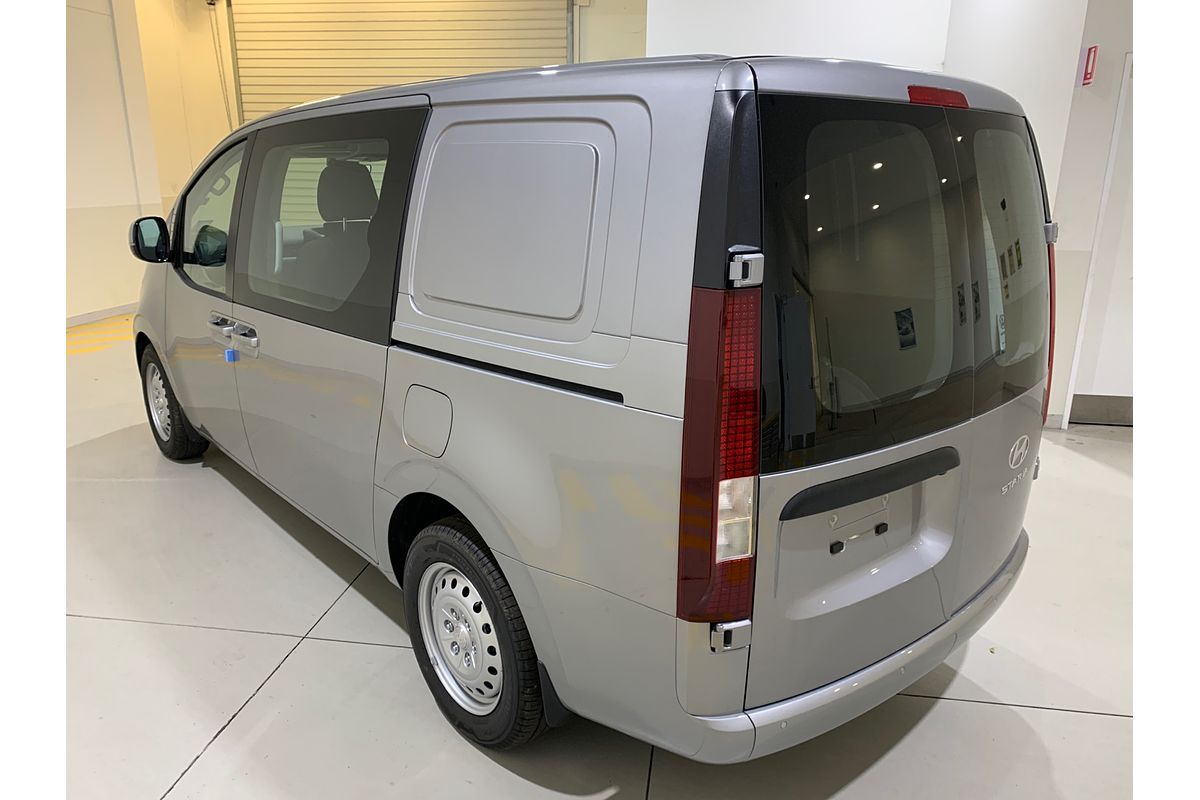 2025 Hyundai STARIA LOAD  US4.V3