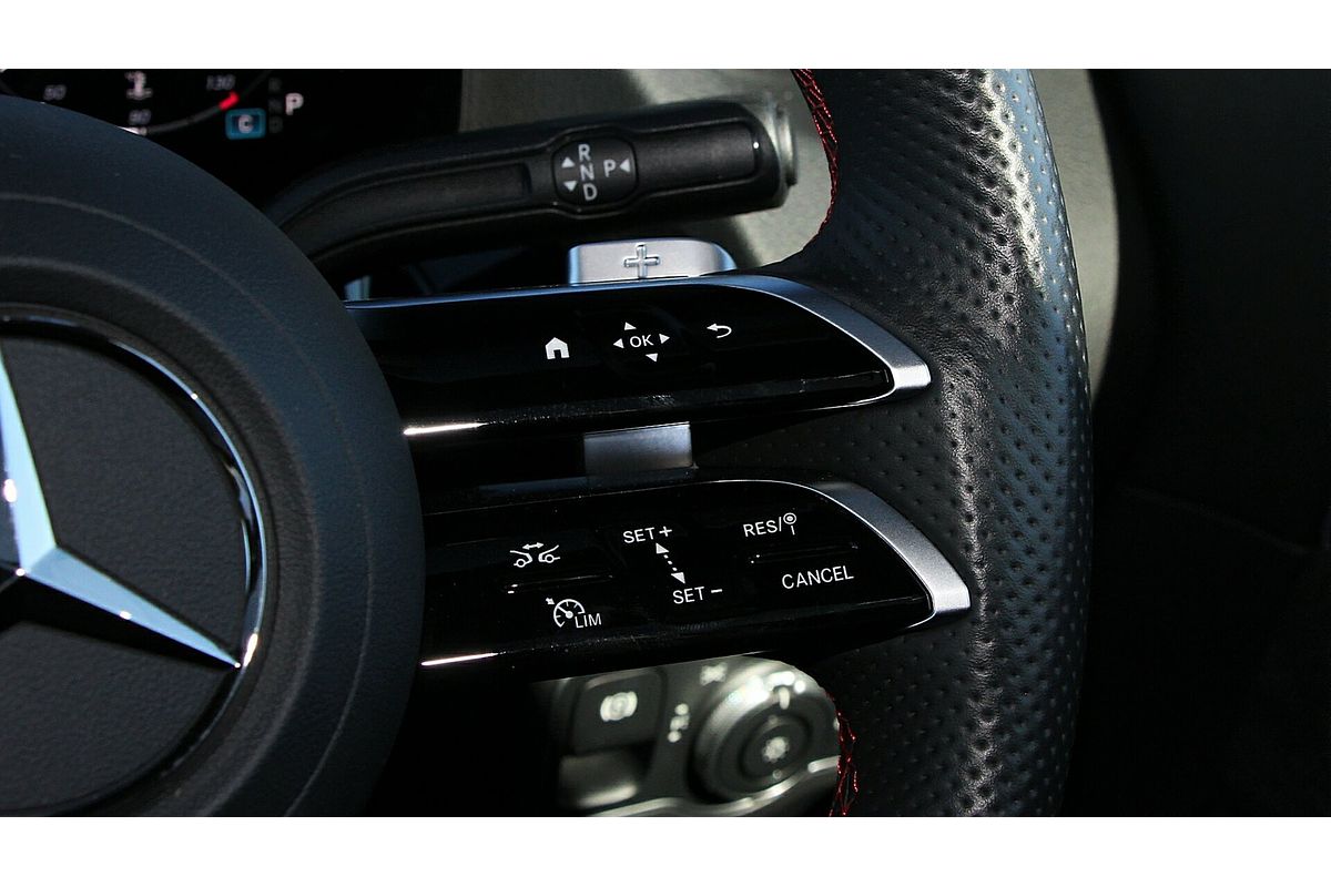 2025 Mercedes-Benz GLA-Class GLA200 H247