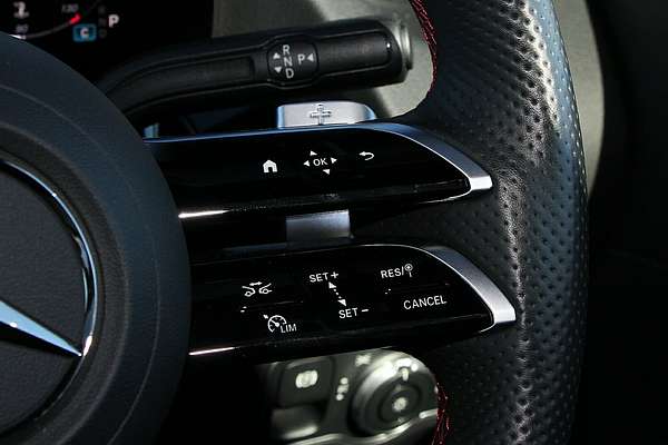 2025 Mercedes-Benz GLA-Class GLA200 H247