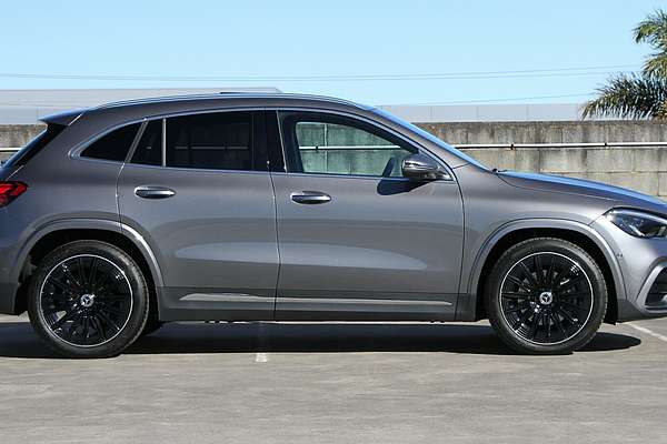 2025 Mercedes-Benz GLA-Class GLA200 H247