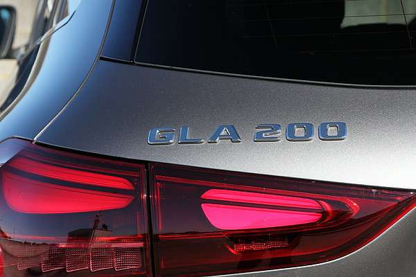 2025 Mercedes-Benz GLA-Class GLA200 H247