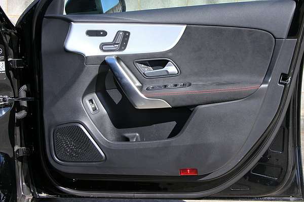 2024 Mercedes-Benz A-Class A250 V177