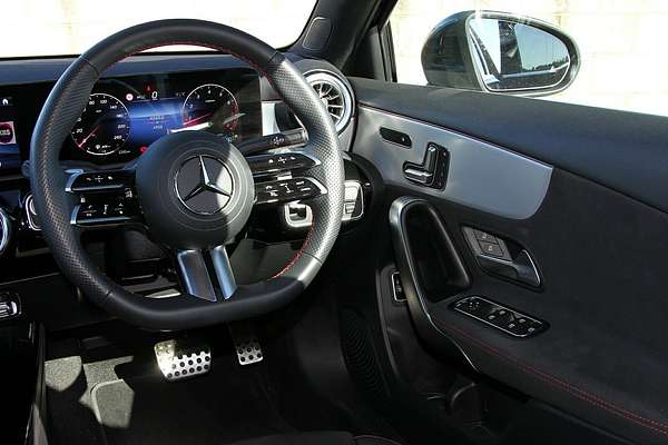 2024 Mercedes-Benz A-Class A250 V177