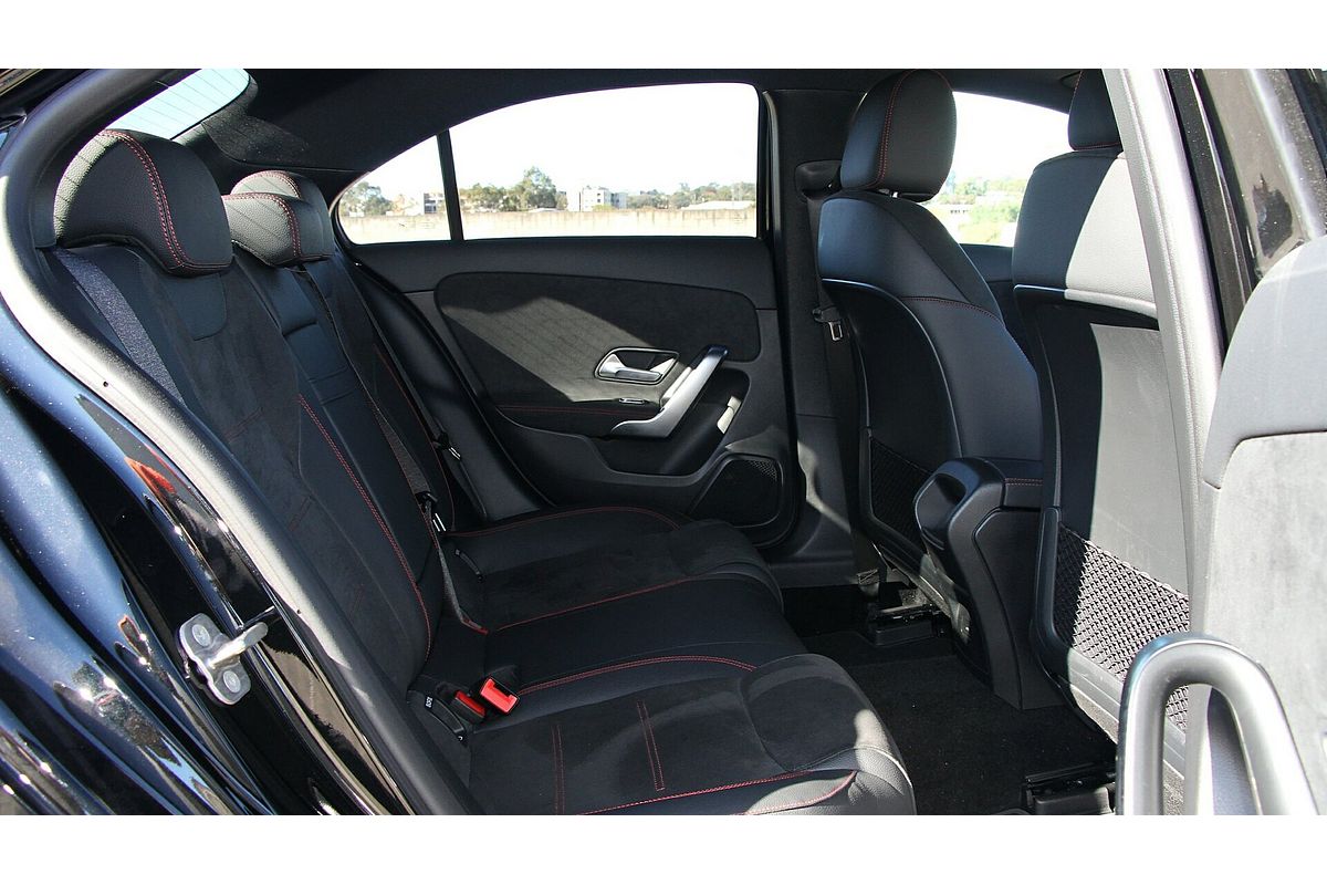 2024 Mercedes-Benz A-Class A250 V177