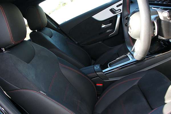 2024 Mercedes-Benz A-Class A250 V177