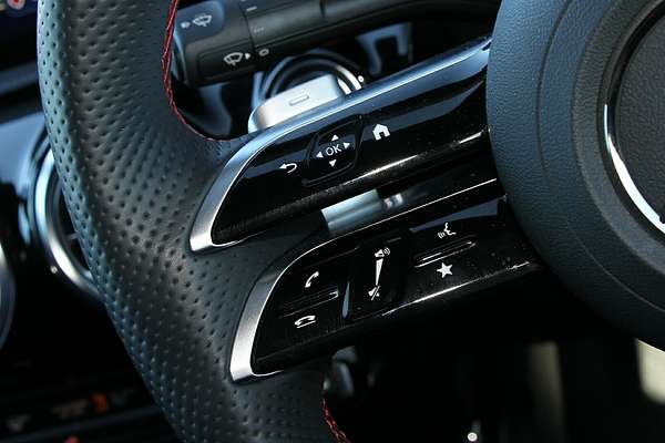 2024 Mercedes-Benz A-Class A250 V177